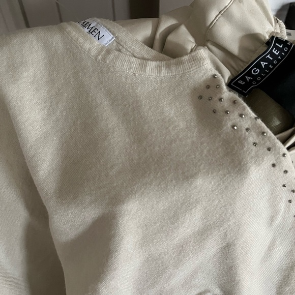 Beautiful NEW sweater with studded sleeves. - Picture 6 of 9